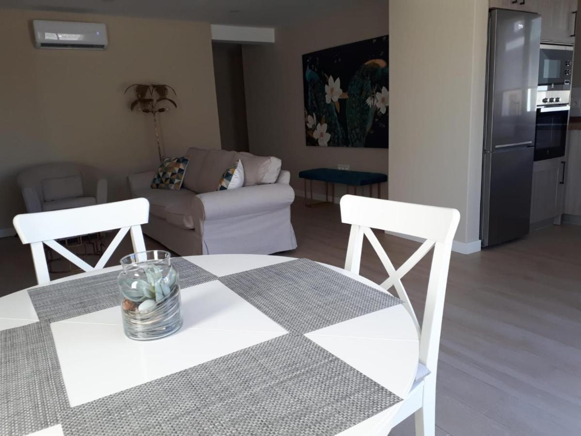 Casa La Palmera - Solo Familias Y Parejas Conil De La Frontera Exterior photo